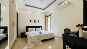 BluO Studio DLF CyberCity - Kitchen, Balcony, Lift